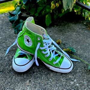 Converse hi-tops lime green size 6.5 women’s